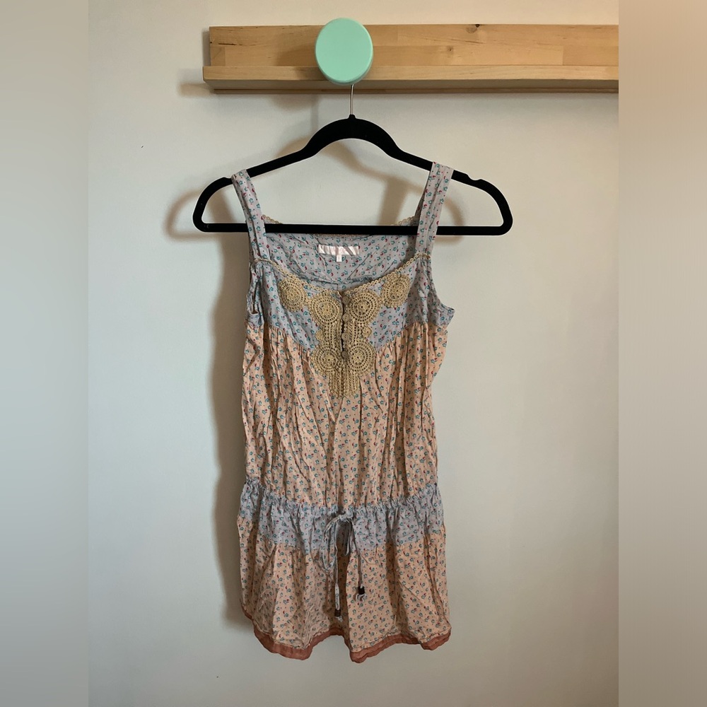 EUC Paige Flynn tank top size 1
